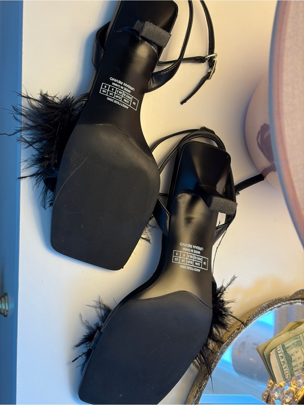 Urban Revivo Black Feather Strap Sandal Heels - Picture 8 of 8